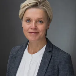 Portrettfoto av Torhild Einstabland